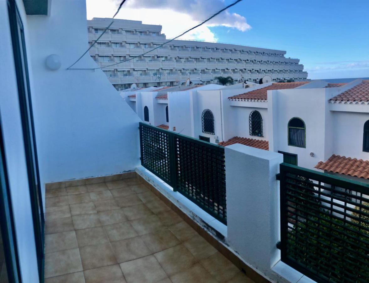 Holiday House Parque Azul Playa La Arena Free Wifi プエルト・デ・サンティアゴ エクステリア 写真