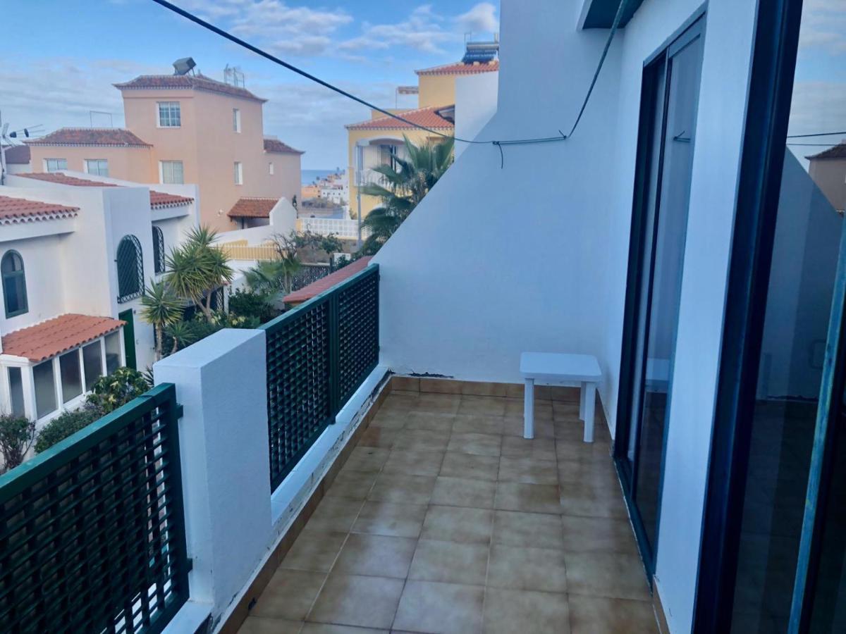 Holiday House Parque Azul Playa La Arena Free Wifi プエルト・デ・サンティアゴ エクステリア 写真